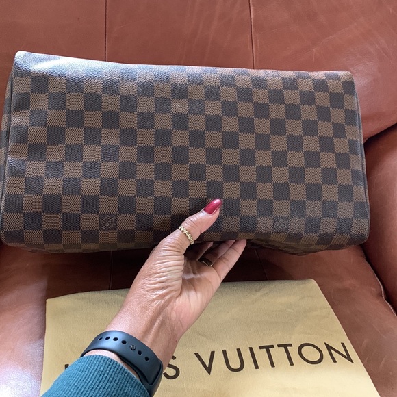 🔥 🥰👜❤️Authentic Louis Vuitton Speedy 35 Damier Ebene🥰👜❤️ - Picture 8 of 12